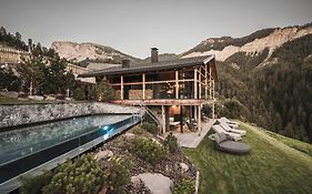 Luxury Chalet Vilaiet